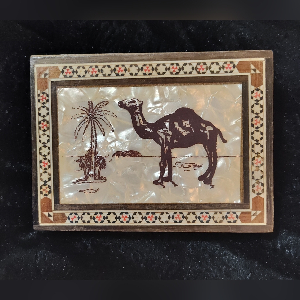 Vintage Wooden Trinket Box